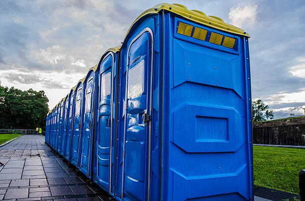 Best Porta potty delivery and setup  in East Massapequa, NY